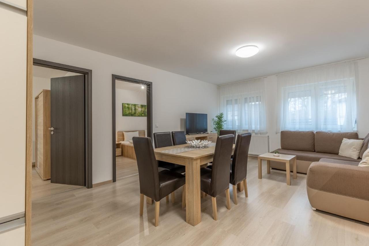 Léda Apartmanok Siófok Extérieur photo